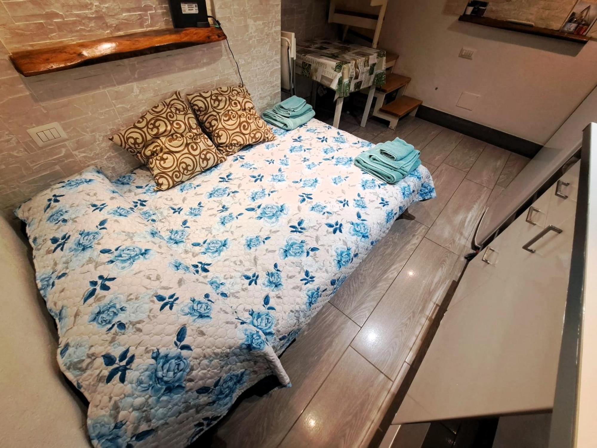 Toledo 27, A Due Passi Da Piazza Del Plebiscito Apartment Naples Luaran gambar